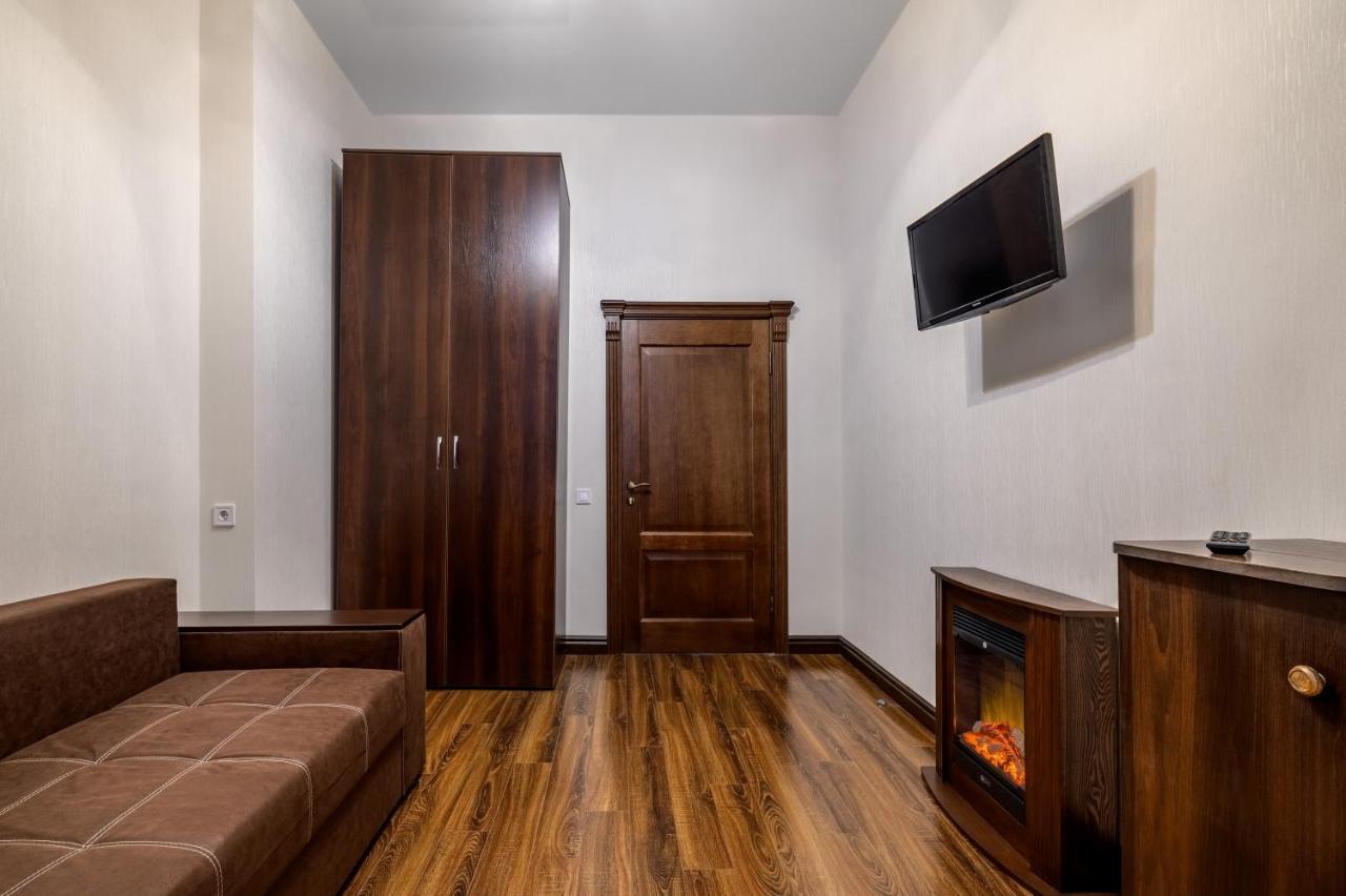 Noviy Svit 4 Apartments Leópolis Exterior foto